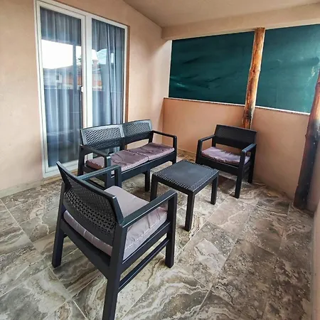 אוהריד Petroski Apartments מראה חיצוני תמונה