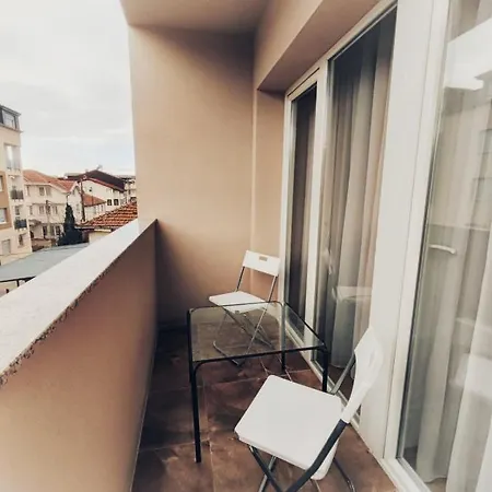 אוהריד Petroski Apartments מראה חיצוני תמונה
