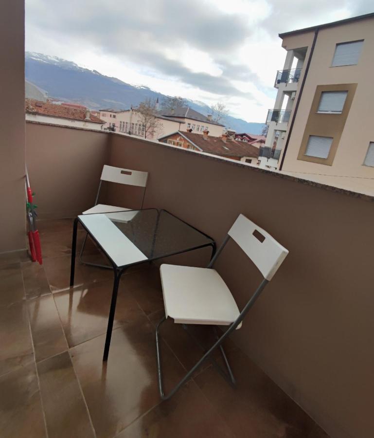 Petroski Apartment *