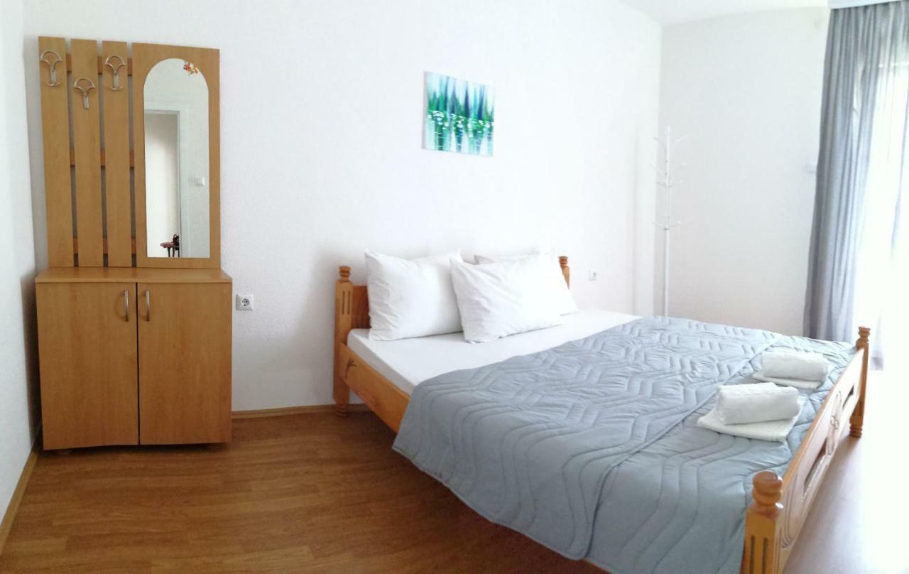 Petroski Apartment